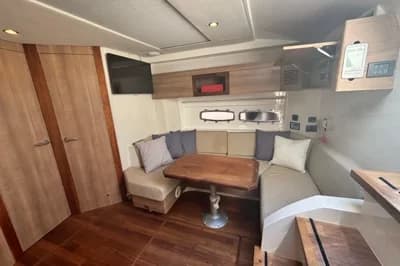 Sealine S38 3