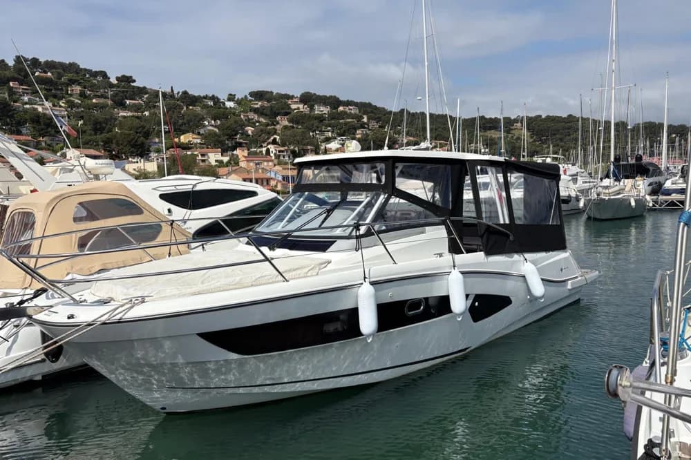 Jeanneau Cap Camarat 10.5 WA