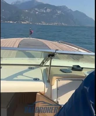 Chris Craft CORSAIR 32 2