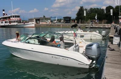 B1 Yachts ST Tropez 7 White WAVE 5