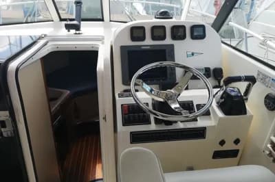 Pursuit OS 335 Offshore 2