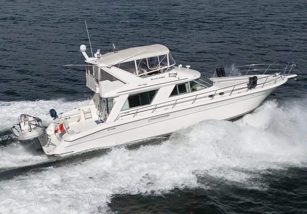 Sea Ray 550 Sedan Bridge