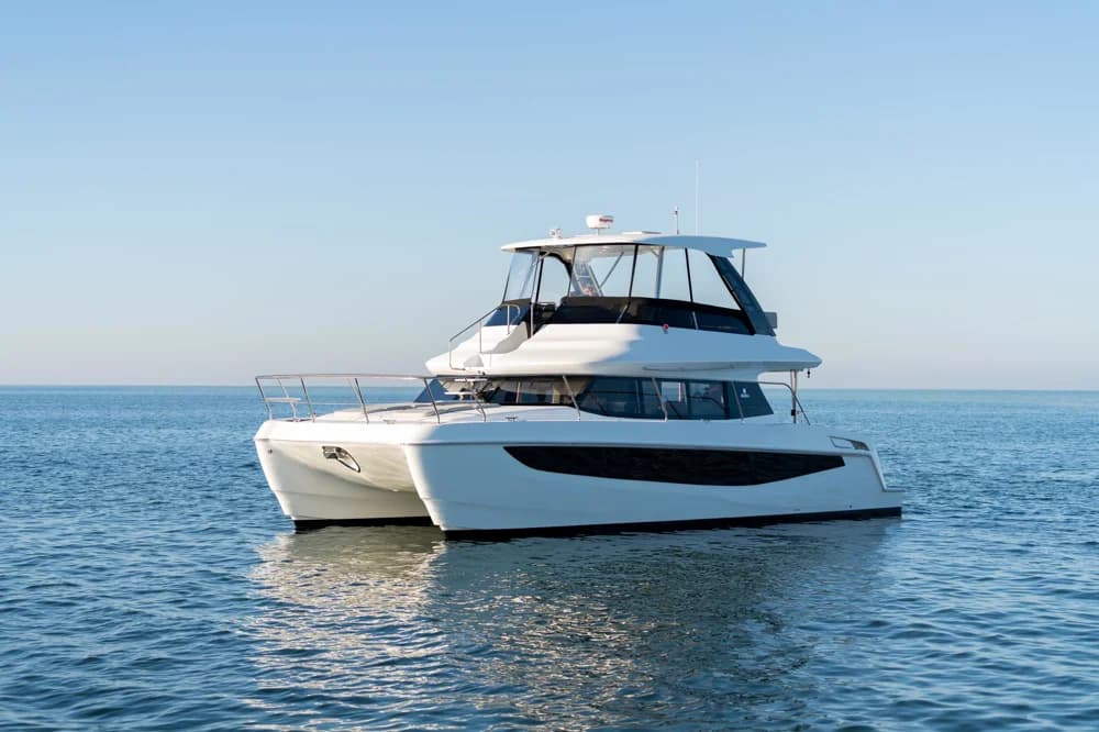 Aquila 42 Yacht