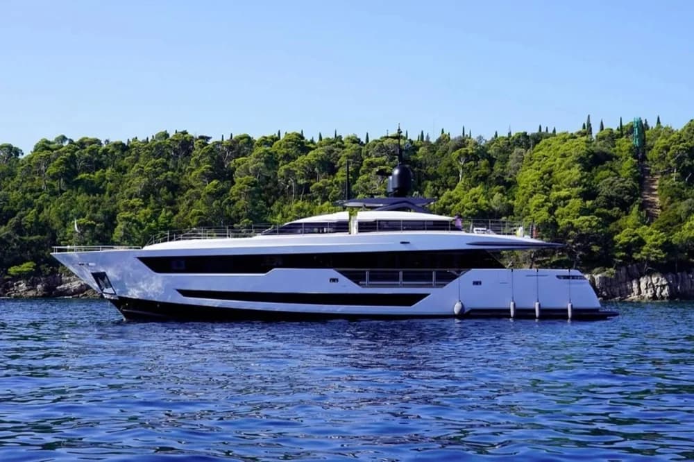 Custom Line 120
