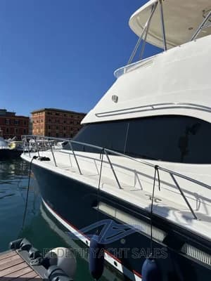 Custom Riviera Marine 47 G2 Flybridge 2