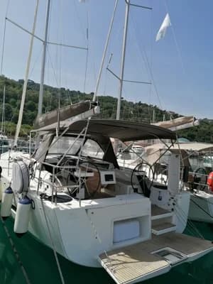 2019 Dufour 390 Grand Large Boat for Sale in Capo d'Orlando Marina 2