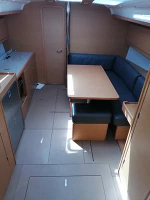 2019 Dufour 390 Grand Large Boat for Sale in Capo d'Orlando Marina 5
