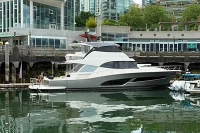 Riviera 64 Sports Motor Yacht 2
