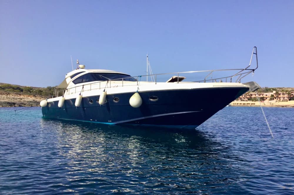 Cayman Yachts 58 WA