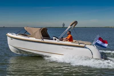 Lago Amore 606 Tender 2