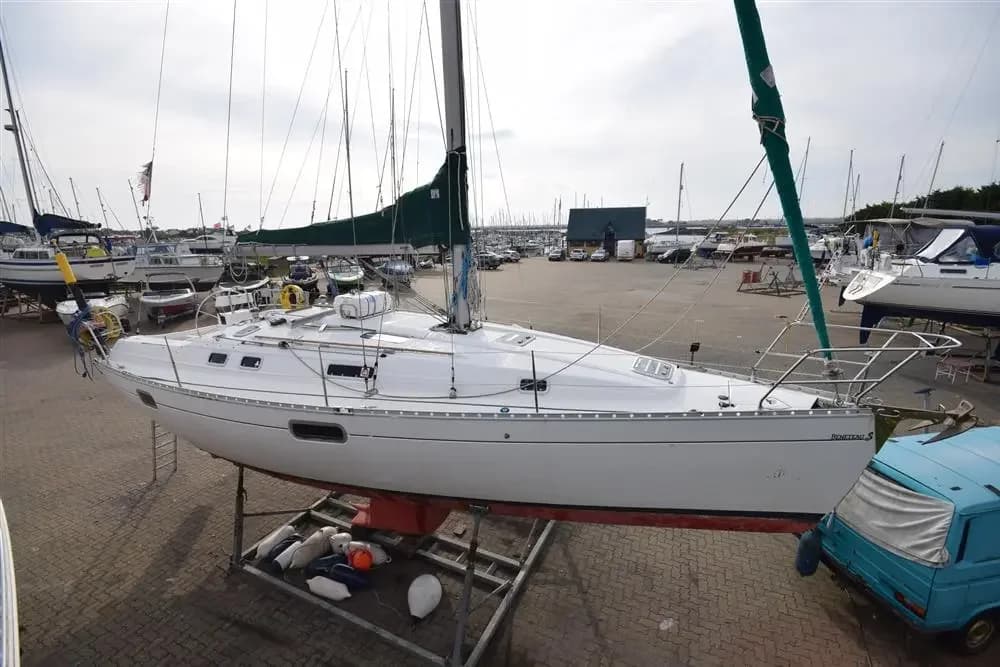 1994 Beneteau Oceanis 351 Boat for Sale in Burnham Yacht Harbour