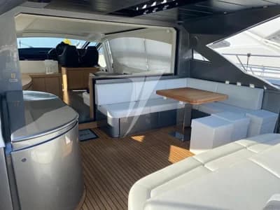Pershing 74 2
