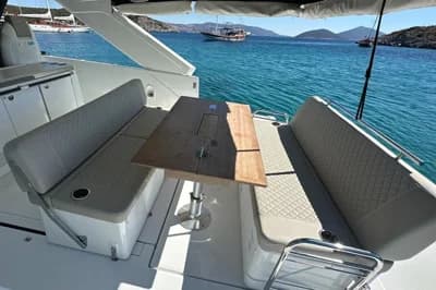 Jeanneau DB37 3