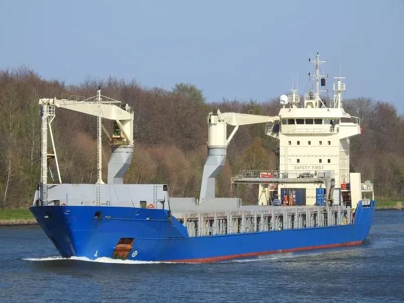 Custom 425' Geared Multi-Purpose Dry Cargo Vessel