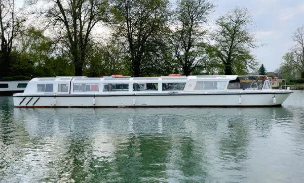 Bounty 60 River Bus