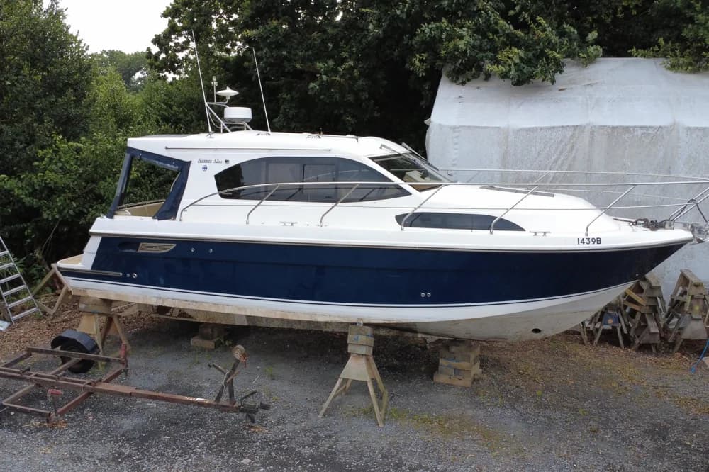 Haines 32 Offshore