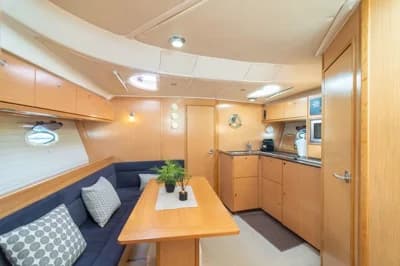 Bavaria 37 Sport 3