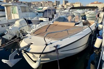 Quicksilver Activ 755 Sundeck 2