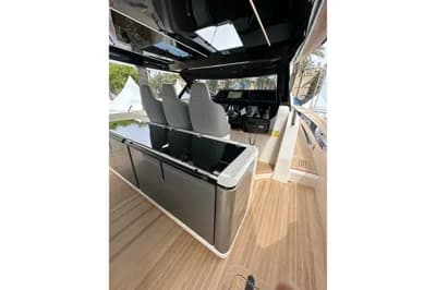 Cayman Yachts WA 540 2