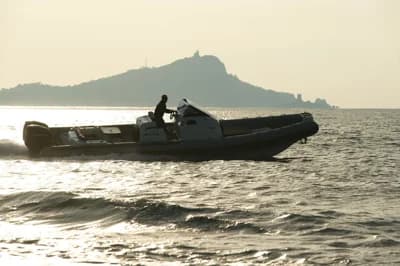 Brig Eagle 10 3