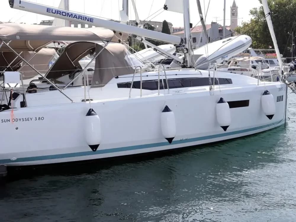 2025 Jeanneau Sun Odyssey 380 Boat for Sale