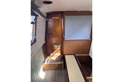 Narrowboat 'Toowong' Cruiser Stern 3
