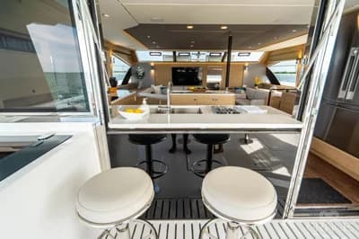 Aquila 54 Yacht 2