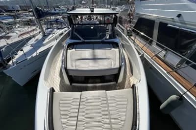 Cranchi A46 Luxury Tender 3