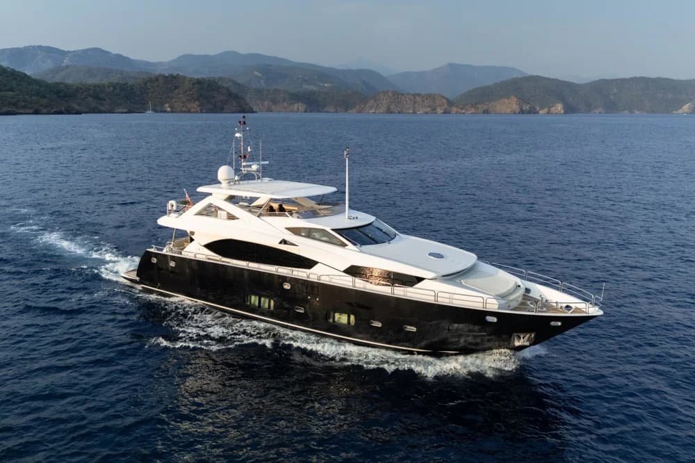 Sunseeker 30 Metre Yacht