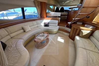 Azimut 68 Plus 3