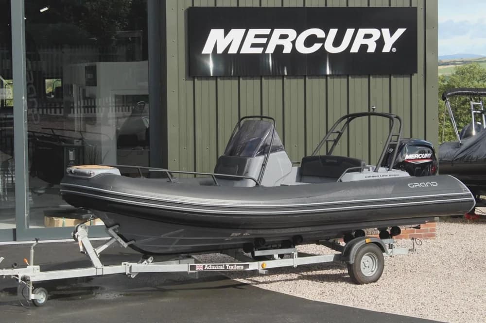 Grand Inflatables Goldenline G500