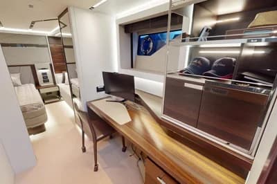 Sunseeker Predator 65 3