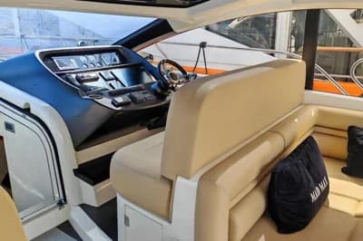 Sunseeker Predator 60 3