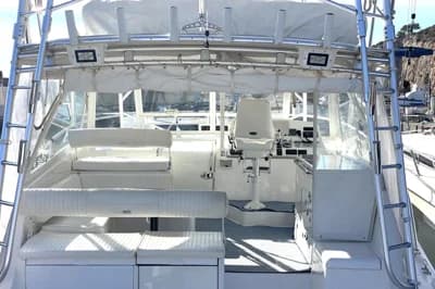 Luhrs 41 Open 3