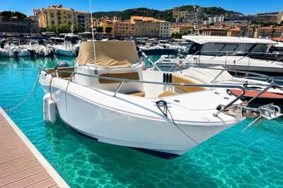 Jeanneau Cap Camarat 7.5 CC 2