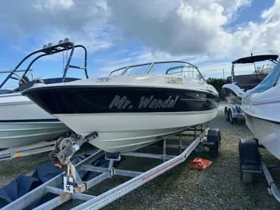 2010 Bayliner 185 Bowrider Boat for Sale in Penrhyndeudraeth 2