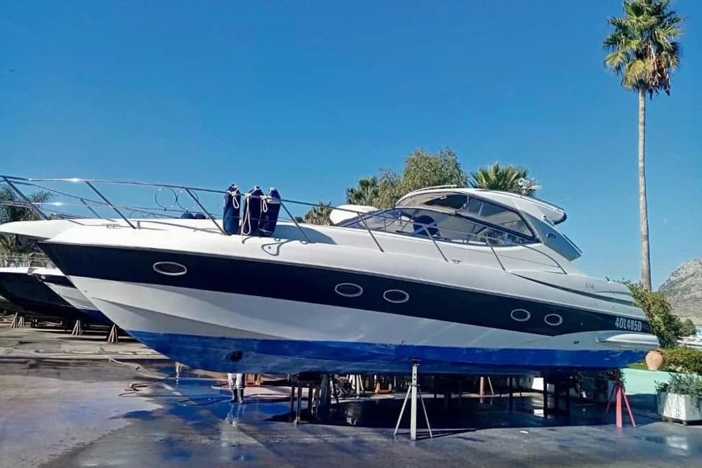 Sessa Marine C42 HT