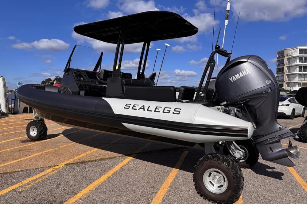 Sealegs 7.5m Amphibious RIB