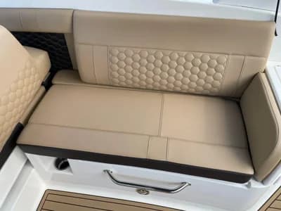 2023 Sea Ray SDX 270 Boat for Sale in Porthmadog 5