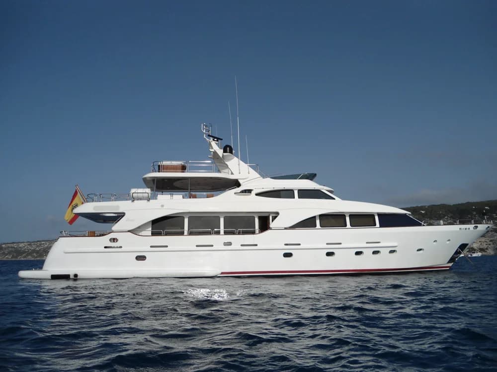 Benetti Tradition 100