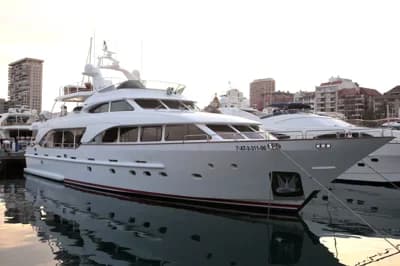 Benetti Tradition 100 2