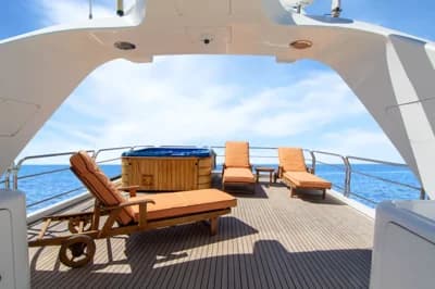 Benetti Tradition 100 3