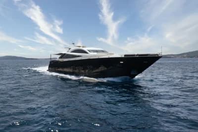 Sunseeker Predator 108 2