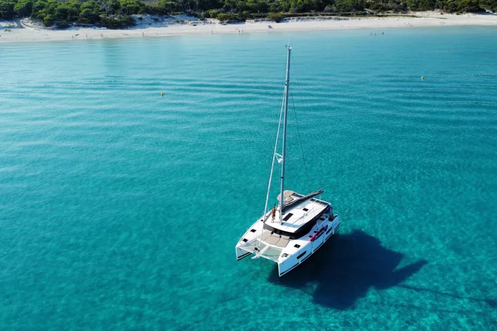 Fountaine Pajot Lucia 40