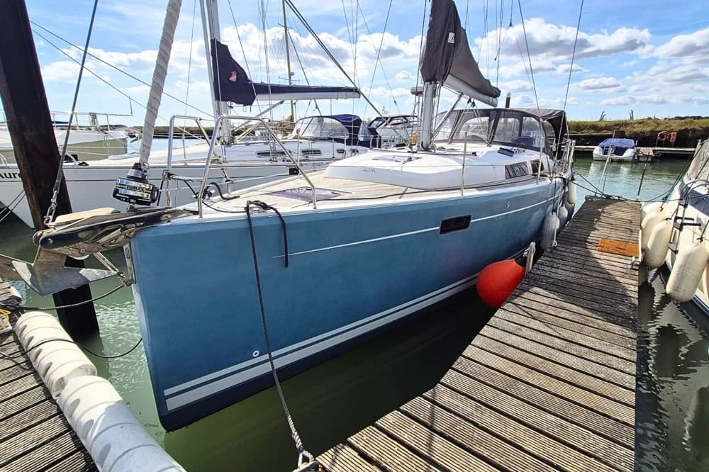 Hanse 385