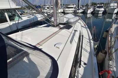 Beneteau Oceanis 41.1 2