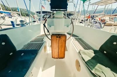 Beneteau Oceanis 36 CC 3