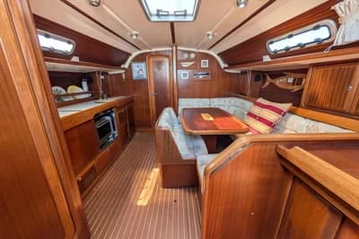 Bavaria Cruiser 38 3