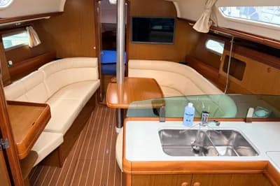 Jeanneau Sun Odyssey 36i 3
