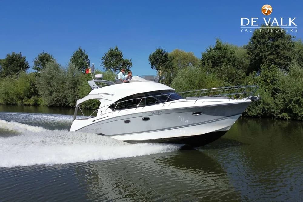 Bénéteau Antares 36